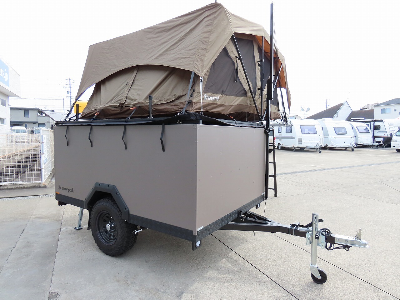 キャンピングカー トレーラー ｽﾉｰﾋﾟｰｸ ﾌｨｰﾙﾄﾞﾄﾚｰﾗｰ