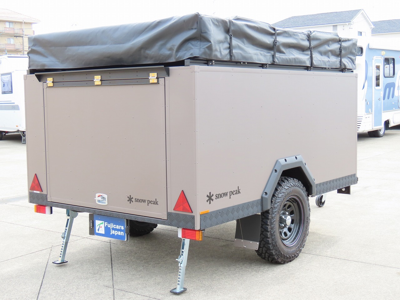 キャンピングカー トレーラー ｽﾉｰﾋﾟｰｸ ﾌｨｰﾙﾄﾞﾄﾚｰﾗｰ