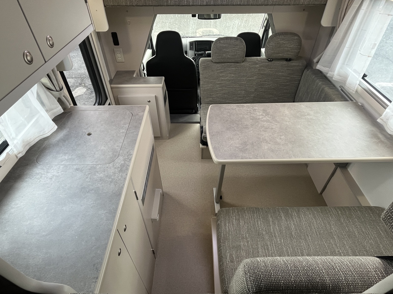 キャンピングカー キャブコン AtoZ ｱﾚﾝ･ﾛｰ ﾏｯｸｽﾌｧﾝ 冷蔵庫 1ｵｰﾅｰ