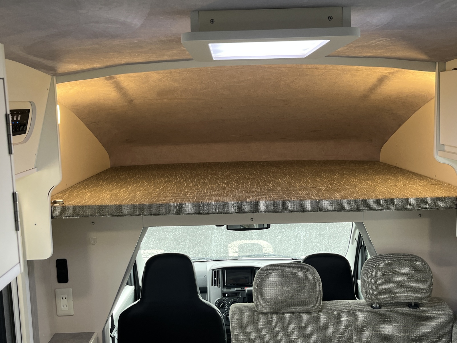 キャンピングカー キャブコン AtoZ ｱﾚﾝ･ﾛｰ ﾏｯｸｽﾌｧﾝ 冷蔵庫 1ｵｰﾅｰ