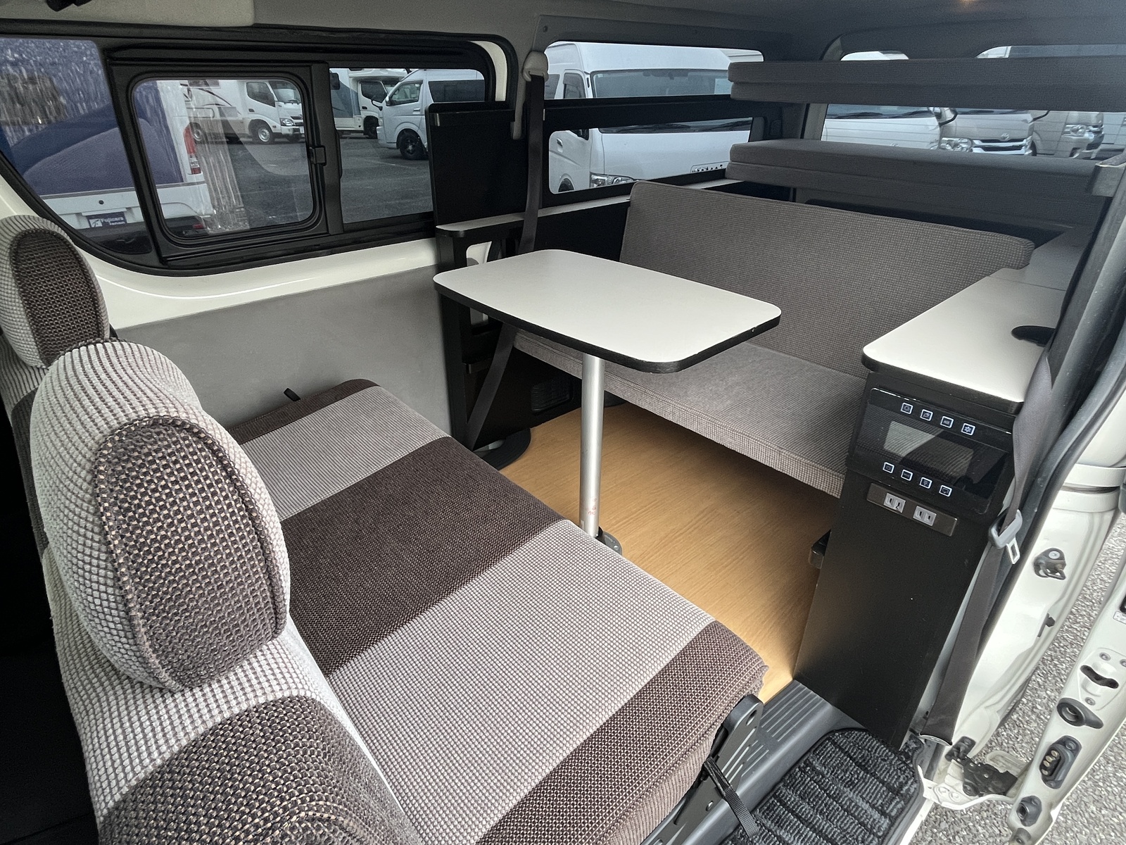 キャンピングカー バンコン ﾄｲﾌｧｸﾄﾘｰ ﾄｲｽﾞﾎﾞｯｸｽ FFﾋｰﾀｰ TSS