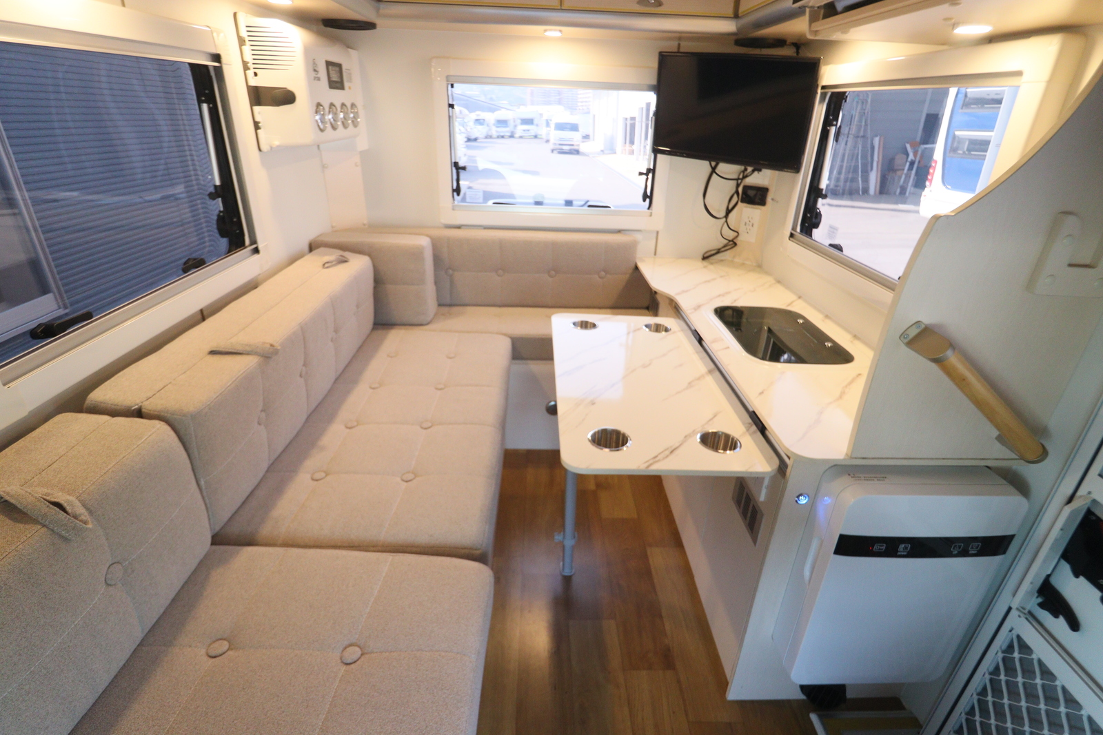 キャンピングカー 軽キャンパー ﾊｲｾﾞｯﾄ JPｽﾀｰ ﾊｯﾋﾟｰ1+ 4WD