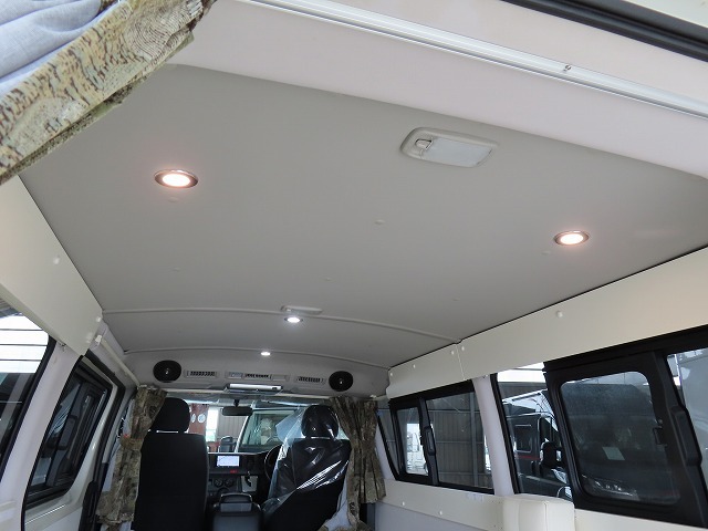 キャンピングカー バンコン ﾊｲｴｰｽ RVﾋﾞｯｸﾌｯﾄ ｽｳｨﾝｸﾞN4.7