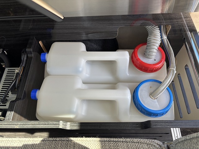 キャンピングカー バンコン NV200ﾊﾞﾈｯﾄ ｱﾈｯｸｽ ﾌｧﾐﾘｰﾜｺﾞﾝSS