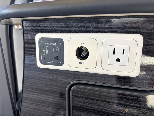 キャンピングカー バンコン NV200ﾊﾞﾈｯﾄ ｱﾈｯｸｽ ﾌｧﾐﾘｰﾜｺﾞﾝSS