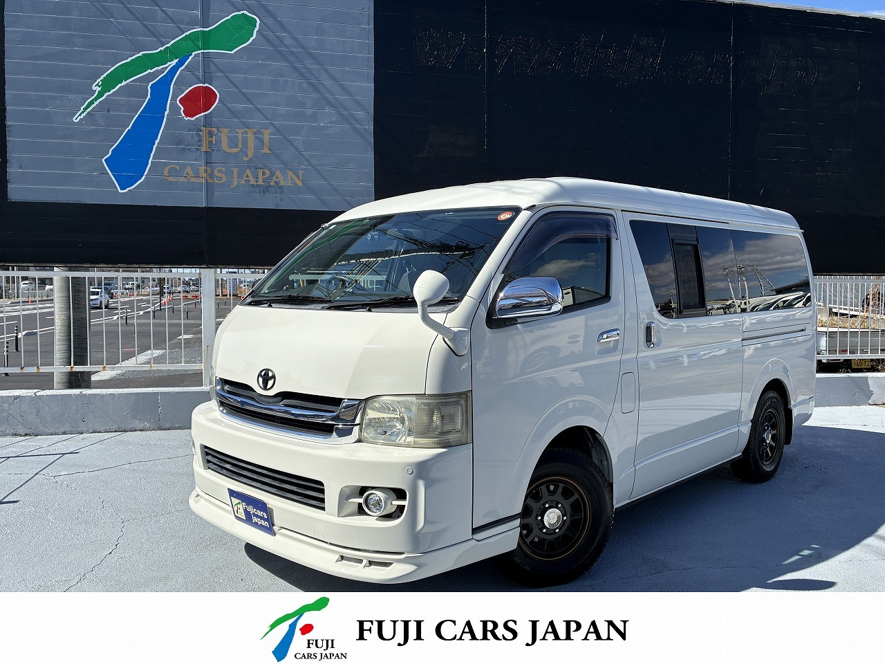 バンコン ハイエース リンエイ バカンチェス FFヒーター 4WD