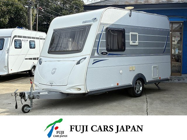 キャンピングカー トレーラー トリガノエメロード376 FFヒーター ウインドウAC