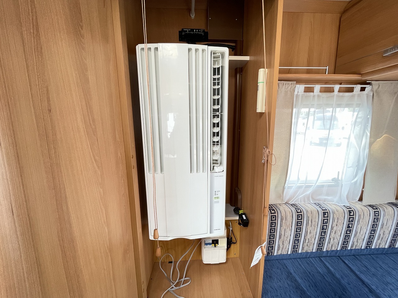 キャンピングカー トレーラー ﾄﾘｶﾞﾉｴﾒﾛｰﾄﾞ376 FFﾋｰﾀｰ ｳｲﾝﾄﾞｳAC