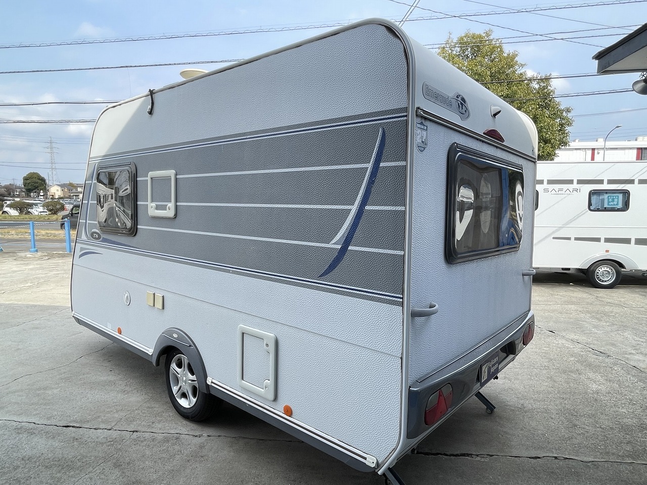 キャンピングカー トレーラー ﾄﾘｶﾞﾉｴﾒﾛｰﾄﾞ376 FFﾋｰﾀｰ ｳｲﾝﾄﾞｳAC