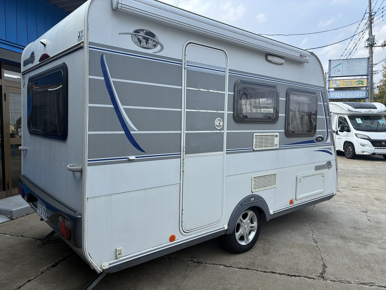 キャンピングカー トレーラー ﾄﾘｶﾞﾉｴﾒﾛｰﾄﾞ376 FFﾋｰﾀｰ ｳｲﾝﾄﾞｳAC