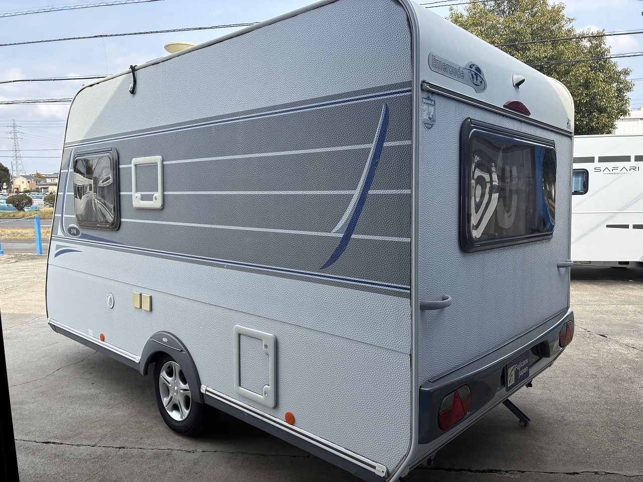 キャンピングカー トレーラー ﾄﾘｶﾞﾉｴﾒﾛｰﾄﾞ376 FFﾋｰﾀｰ ｳｲﾝﾄﾞｳAC