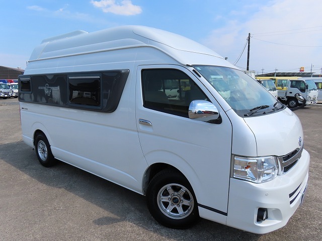 キャンピングカー バンコン ﾊｲｴｰｽ ﾄｲﾌｧｸﾄﾘｰ GTｱﾙﾀﾓｰﾀﾞ　出窓