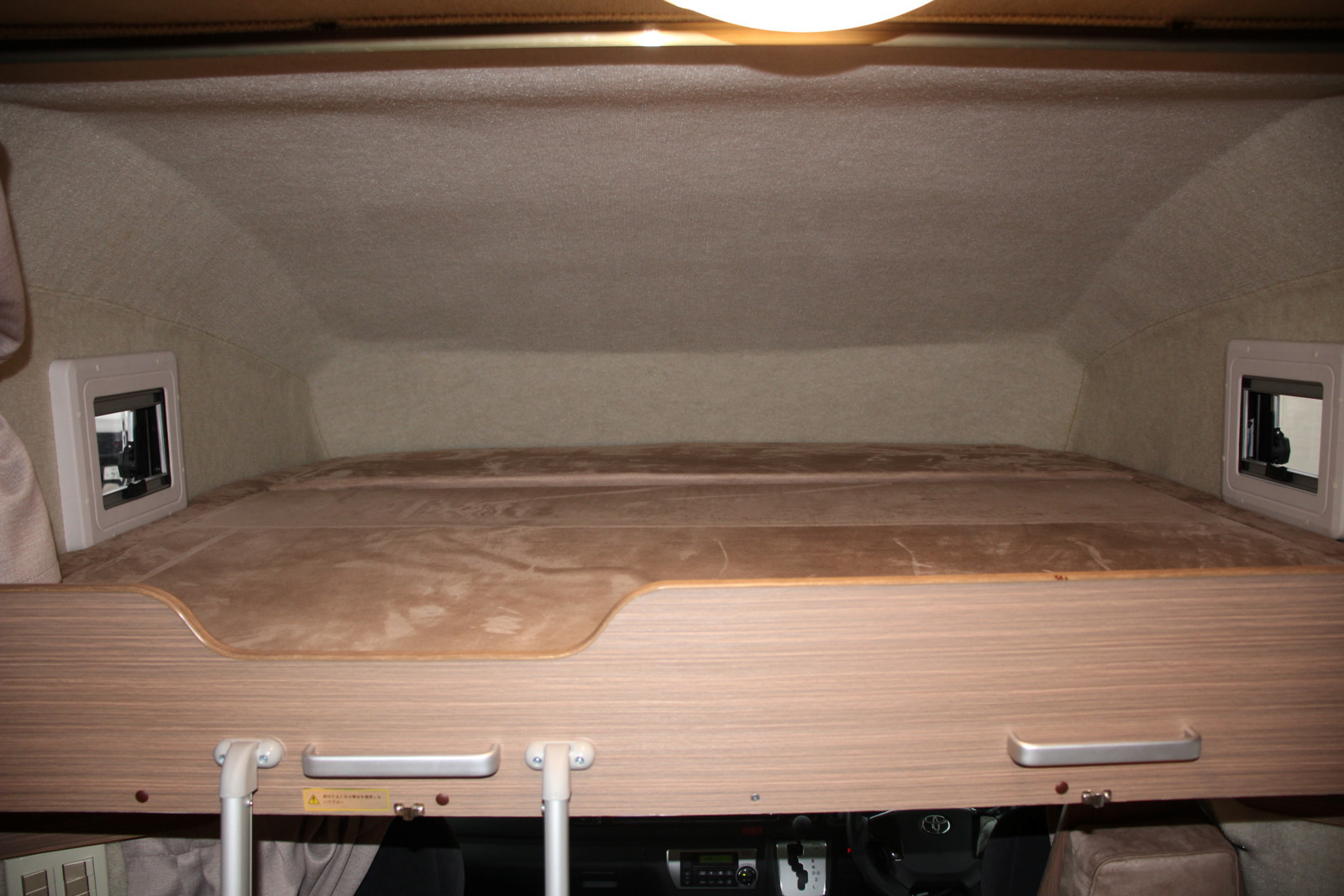 キャンピングカー キャブコン ﾊｲｴｰｽ ﾌｧﾝﾙｰﾁｪ ｾﾚﾝｹﾞﾃｨ