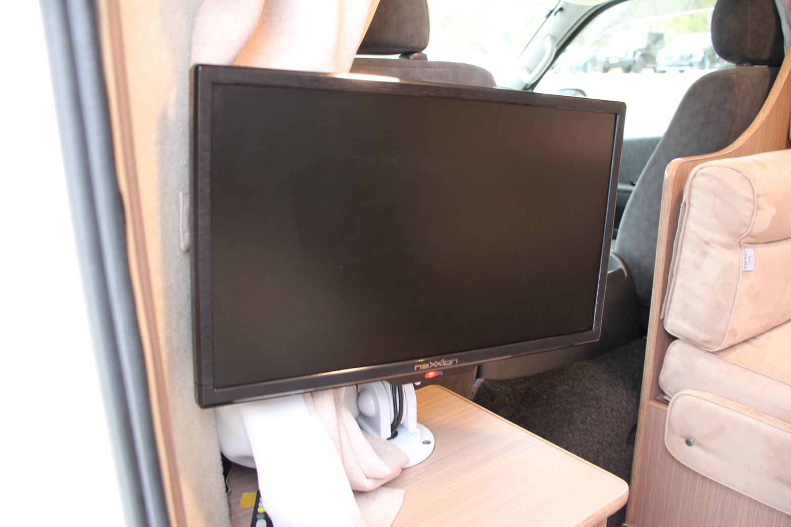 キャンピングカー キャブコン ﾊｲｴｰｽ ﾌｧﾝﾙｰﾁｪ ｾﾚﾝｹﾞﾃｨ