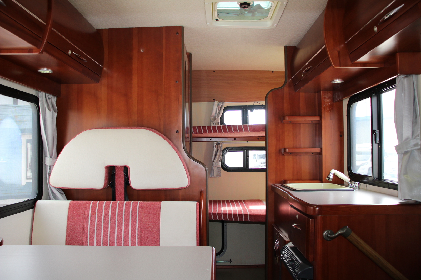 キャンピングカー キャブコン ﾊﾞﾈｯﾄ ﾅｯﾂRV ﾏｯｼｭW