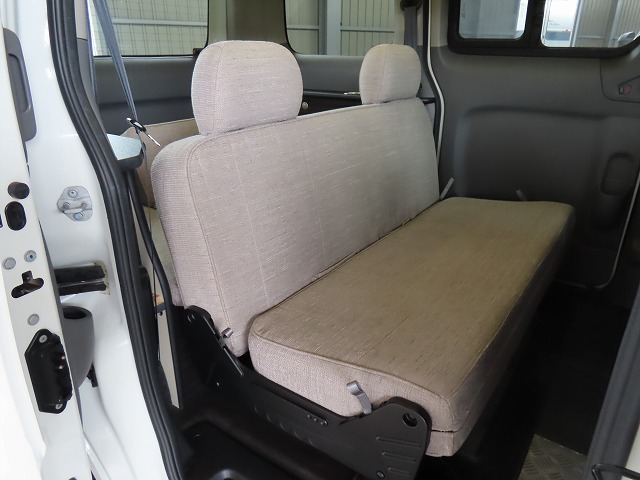 キャンピングカー バンコン NV200ﾊﾞﾈｯﾄ ｱﾈｯｸｽ ﾌｧﾐﾘｰﾜｺﾞﾝSS