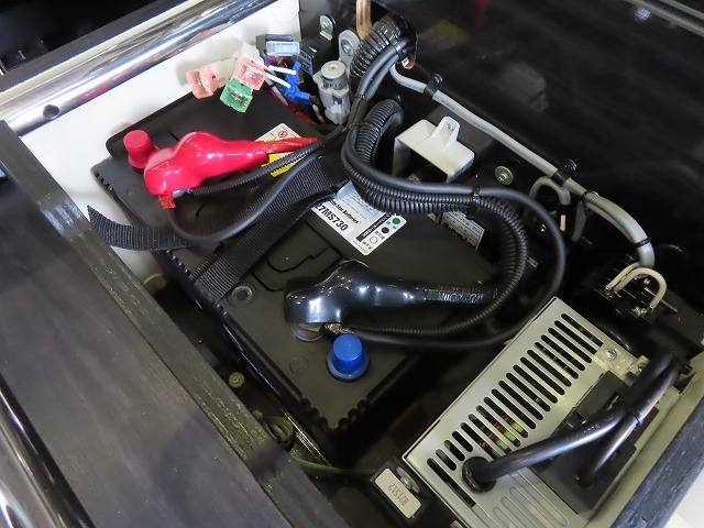 キャンピングカー バンコン NV200ﾊﾞﾈｯﾄ ｱﾈｯｸｽ ﾌｧﾐﾘｰﾜｺﾞﾝSS