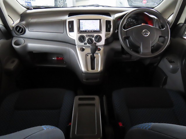 キャンピングカー バンコン NV200ﾊﾞﾈｯﾄ ｱﾈｯｸｽ ﾌｧﾐﾘｰﾜｺﾞﾝSS