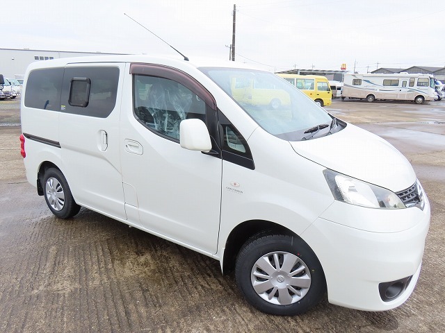 キャンピングカー バンコン NV200ﾊﾞﾈｯﾄ ｱﾈｯｸｽ ﾌｧﾐﾘｰﾜｺﾞﾝSS