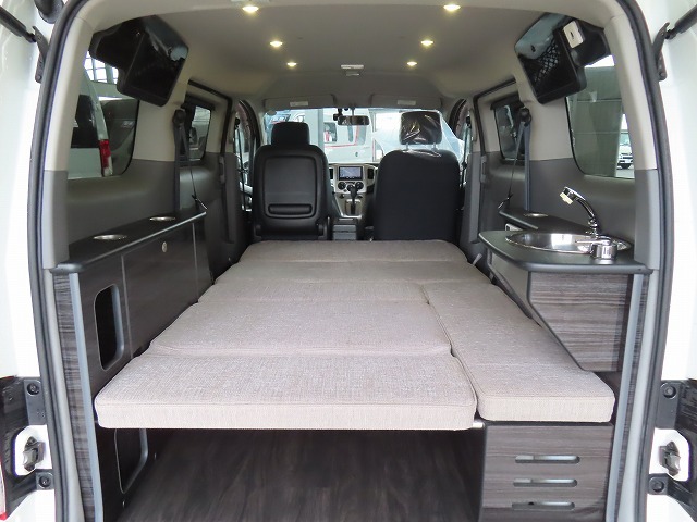 キャンピングカー バンコン NV200ﾊﾞﾈｯﾄ ｱﾈｯｸｽ ﾌｧﾐﾘｰﾜｺﾞﾝSS