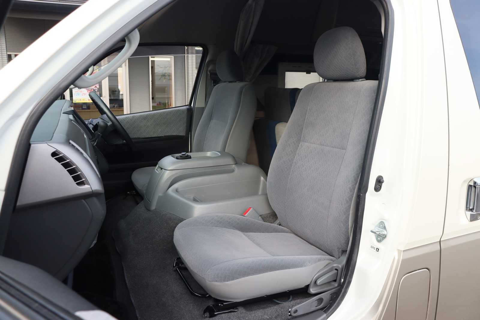 キャンピングカー バンコン ﾊｲｴｰｽ ﾅｯﾂRV ﾘｰｸ