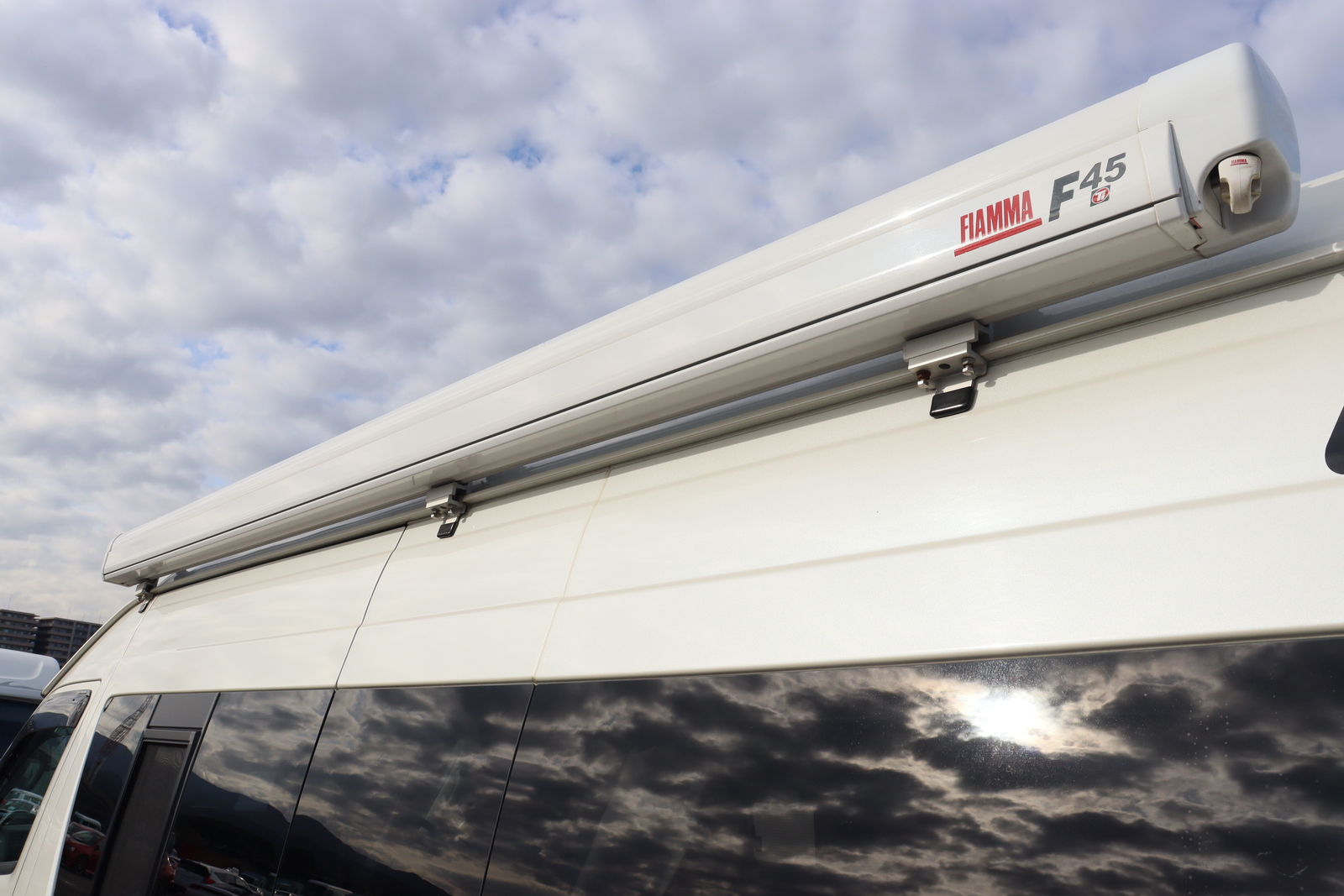 キャンピングカー バンコン ﾊｲｴｰｽ ﾅｯﾂRV ﾘｰｸ