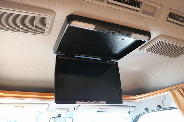 キャンピングカー バンコン ﾊｲｴｰｽ ｶﾄｰﾓｰﾀｰ ｵｰｸｻｲﾄﾞ 4WD