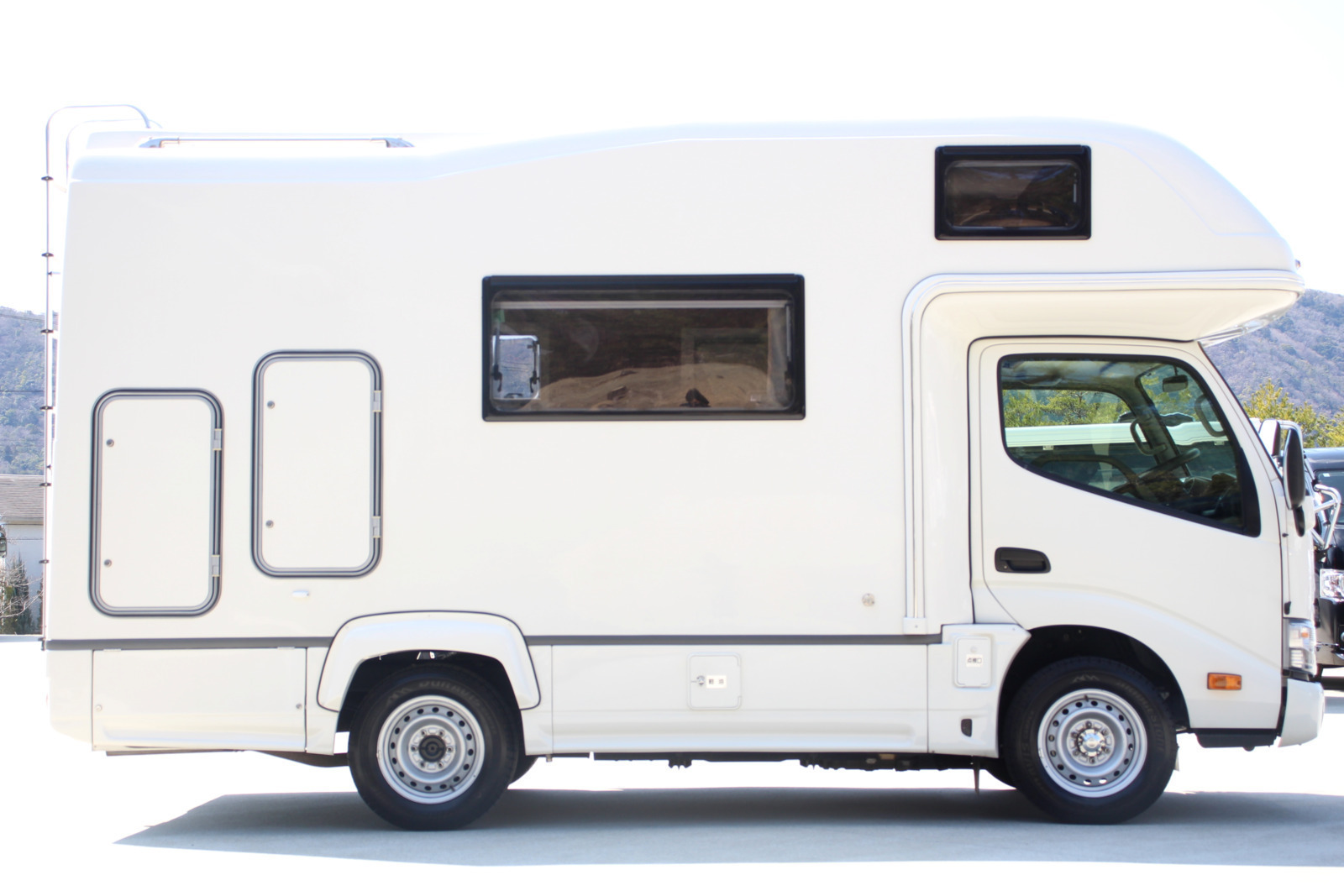 キャンピングカー キャブコン ｶﾑﾛｰﾄﾞ ﾅｯﾂRV ｸﾚｿﾝﾎﾞﾔｰｼﾞｭ