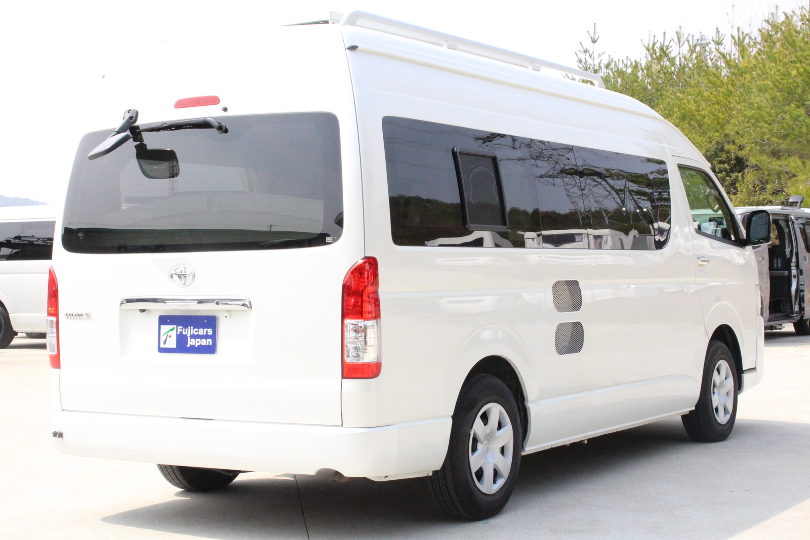 キャンピングカー バンコン ﾊｲｴｰｽRVﾋﾞｯｸﾌｯﾄ ﾘﾄﾙﾉｵｸﾀｰﾋﾞｱM 4駆