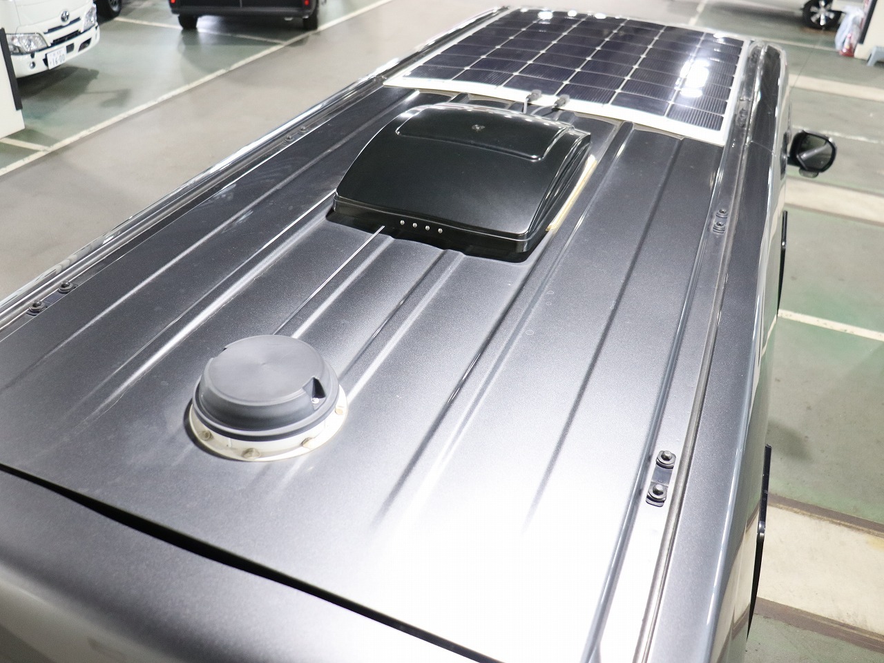 キャンピングカー バンコン ｷｬﾗﾊﾞﾝ ﾚｸﾋﾞｨ ｲｿﾞﾗ 4WD　FF　家庭用AC