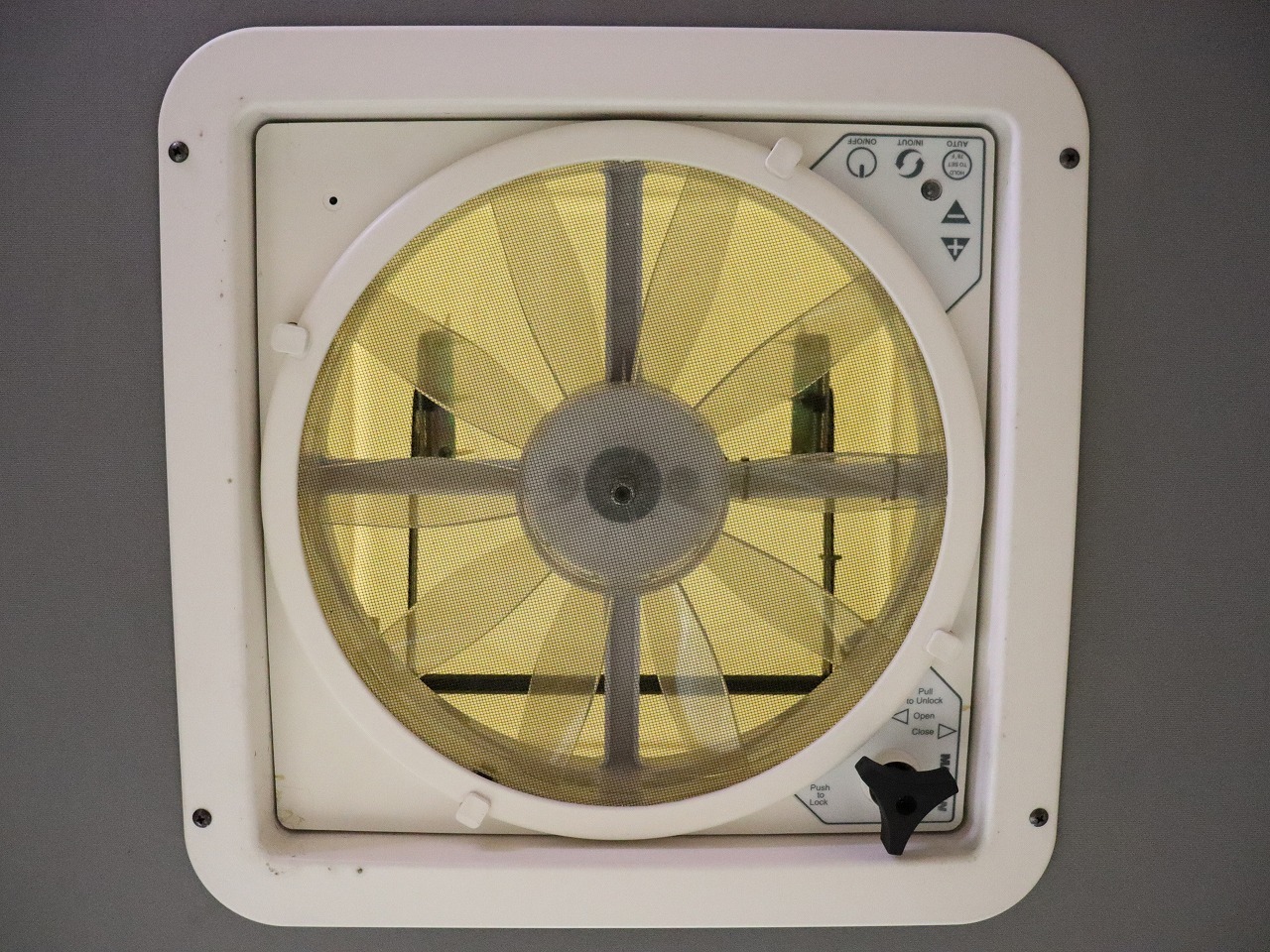 キャンピングカー バンコン ﾊｲｴｰｽ ﾉｰｽﾗｲﾌ 大地LG改 4WD　FF