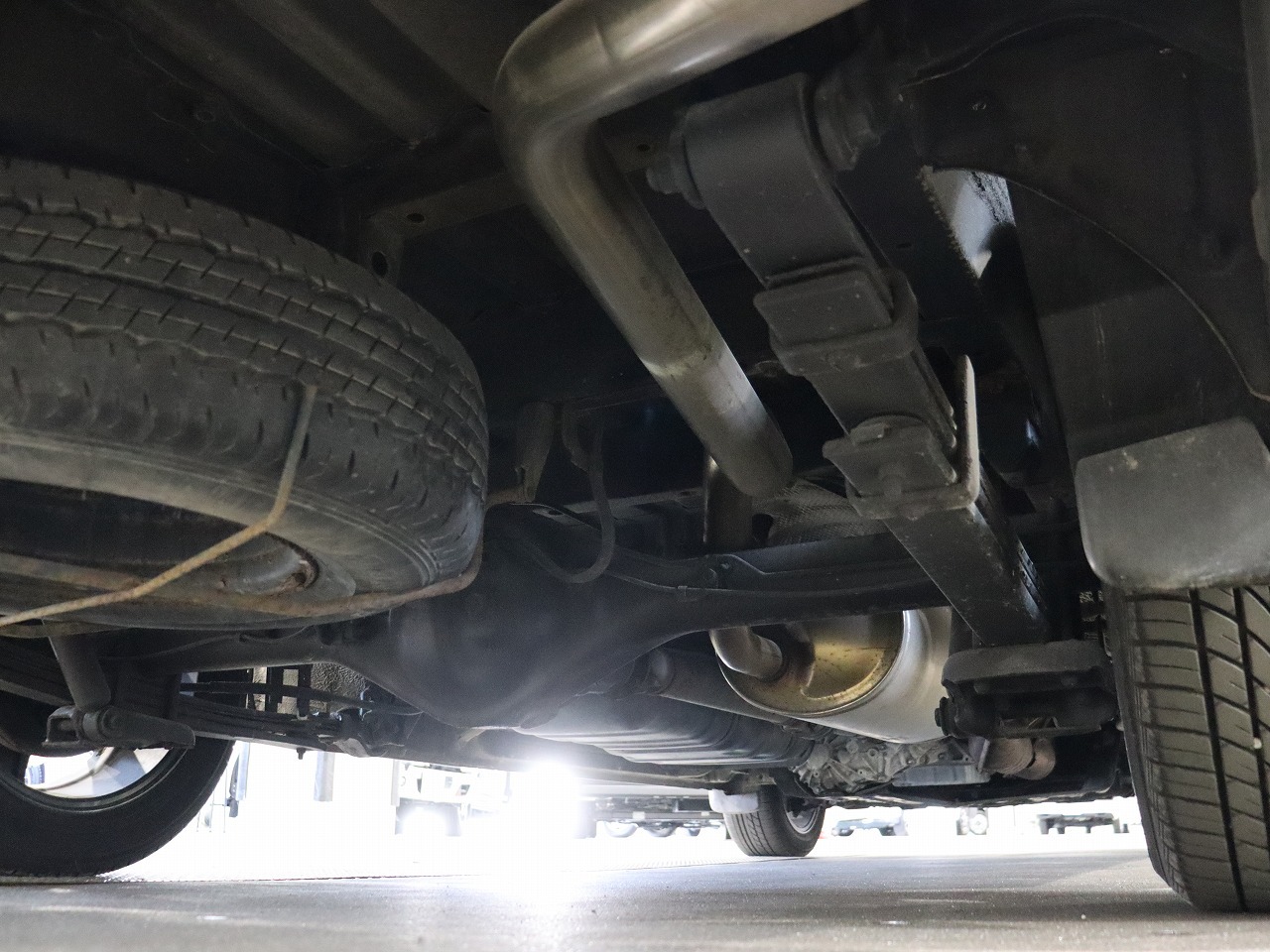 キャンピングカー バンコン ﾊｲｴｰｽ ﾉｰｽﾗｲﾌ 大地LG改 4WD　FF