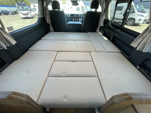 キャンピングカー バンコン ﾊｲｴｰｽ FOCS DS-F FFﾋｰﾀｰ 冷蔵庫 4WD