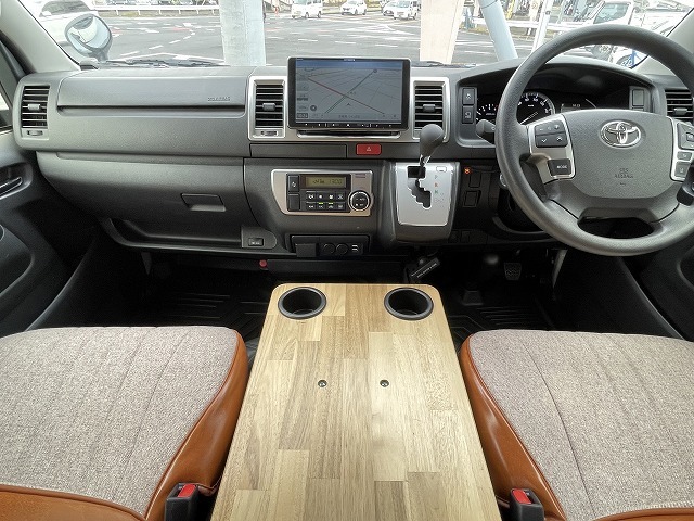 キャンピングカー バンコン ﾊｲｴｰｽ ﾄﾞﾘｰﾑﾄﾞﾗｲﾌﾞTAMA ｸﾗｼｯｸﾗｲﾄ