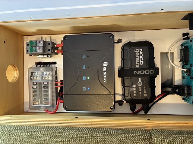 キャンピングカー バンコン ﾊｲｴｰｽ ﾄﾞﾘｰﾑﾄﾞﾗｲﾌﾞTAMA ｸﾗｼｯｸﾗｲﾄ