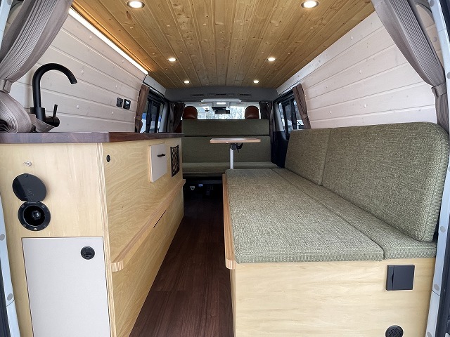 キャンピングカー バンコン ﾊｲｴｰｽ ﾄﾞﾘｰﾑﾄﾞﾗｲﾌﾞTAMA ｸﾗｼｯｸﾗｲﾄ