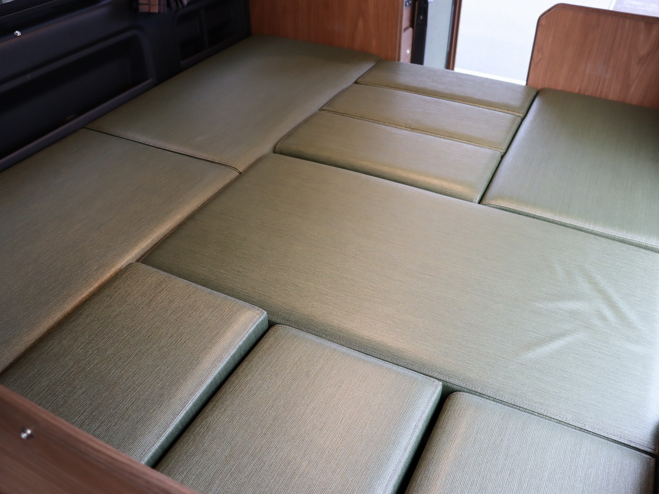 キャンピングカー バンコン ﾊｲｴｰｽ FOCS DS-L ﾜﾝｵｰﾅｰ 