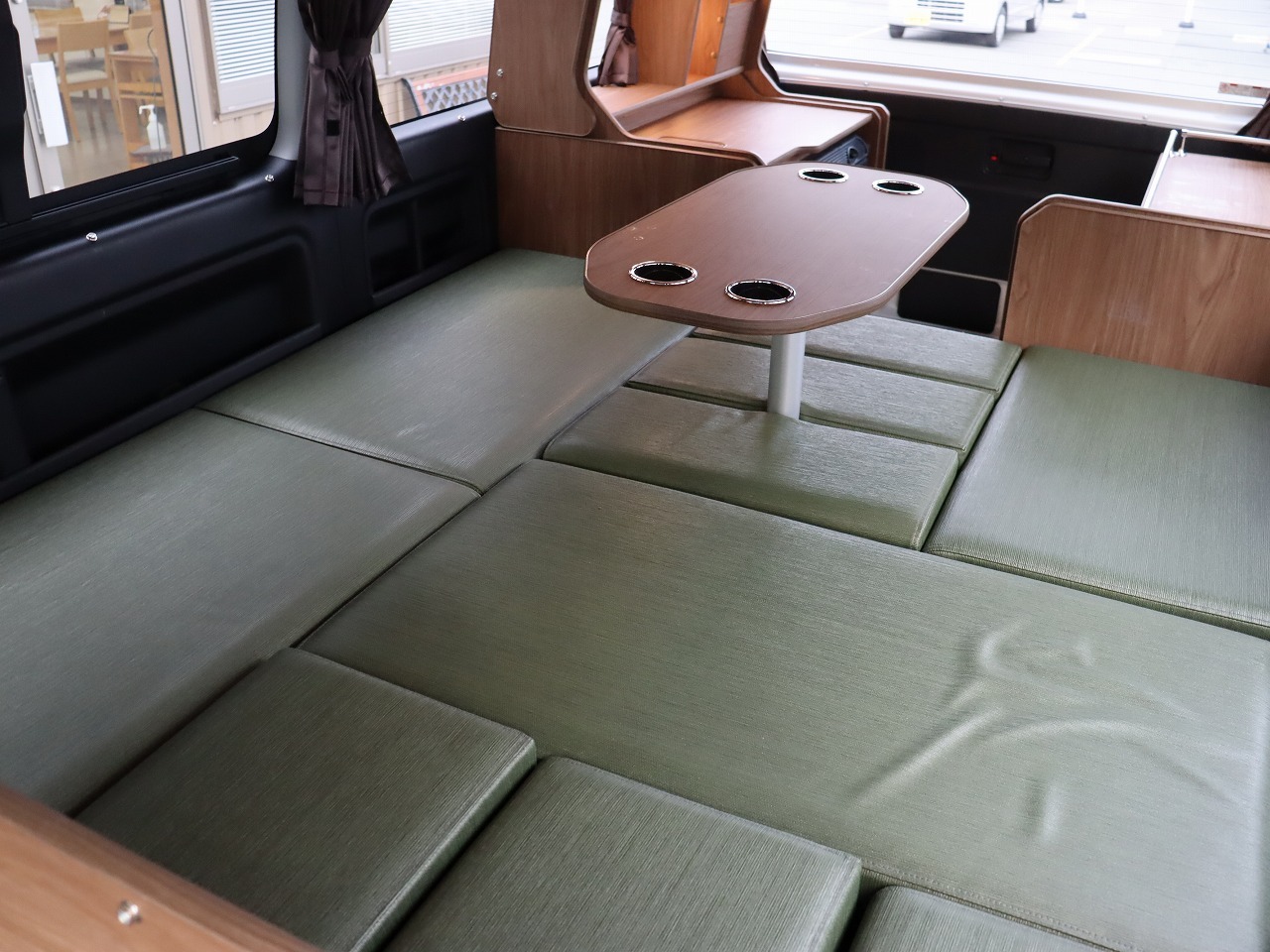 キャンピングカー バンコン ﾊｲｴｰｽ FOCS DS-L ﾜﾝｵｰﾅｰ 