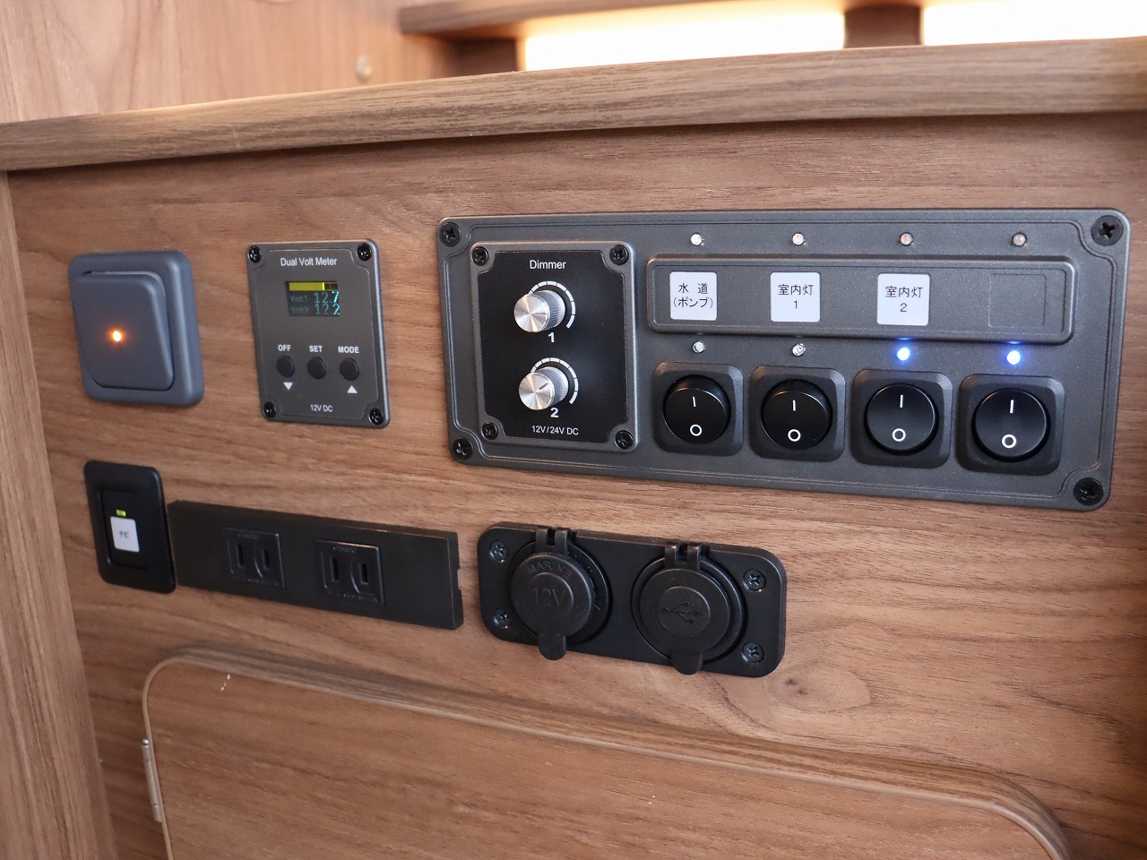 キャンピングカー バンコン ﾊｲｴｰｽ FOCS DS-L ﾜﾝｵｰﾅｰ 