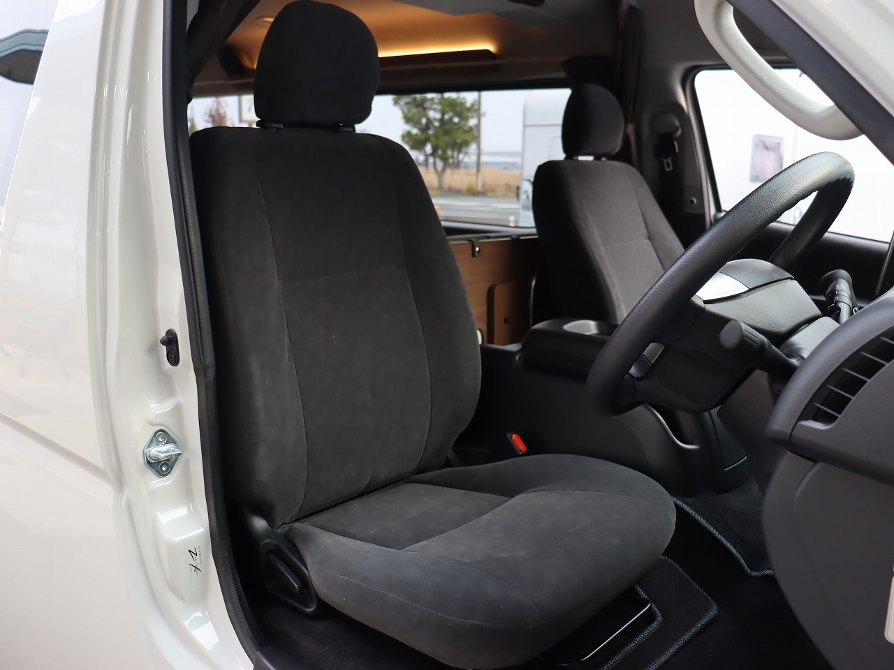 キャンピングカー バンコン ﾊｲｴｰｽ FOCS DS-L ﾜﾝｵｰﾅｰ 