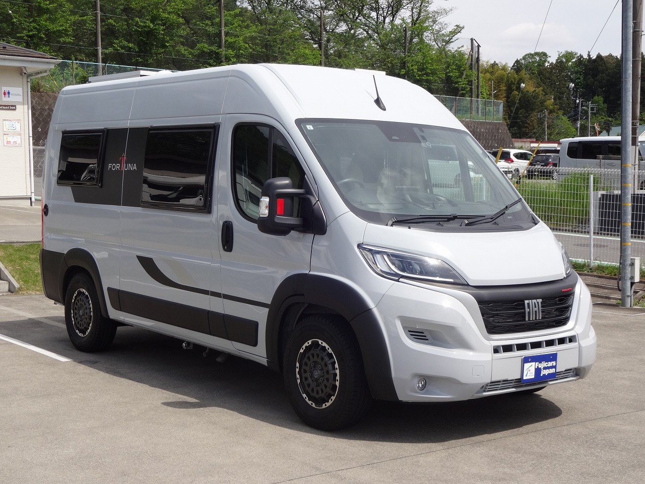 キャンピングカー バンコン ﾃﾞｭｶﾄ ﾅｯﾂRV ﾌｫﾙﾄﾅM 9AT ﾘﾁｳﾑ