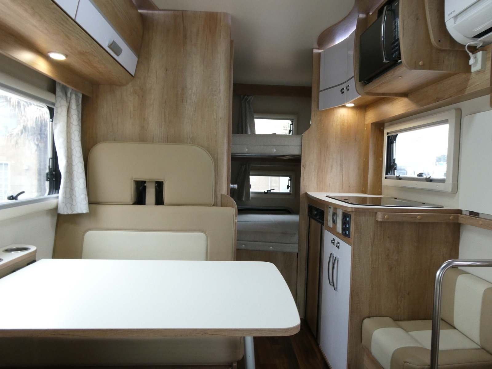 キャンピングカー キャブコン ﾅｯﾂRV　ｸﾚｱ5.3W　ﾊｲﾊﾟｰｴﾎﾞ3　ｸﾚｻﾅ