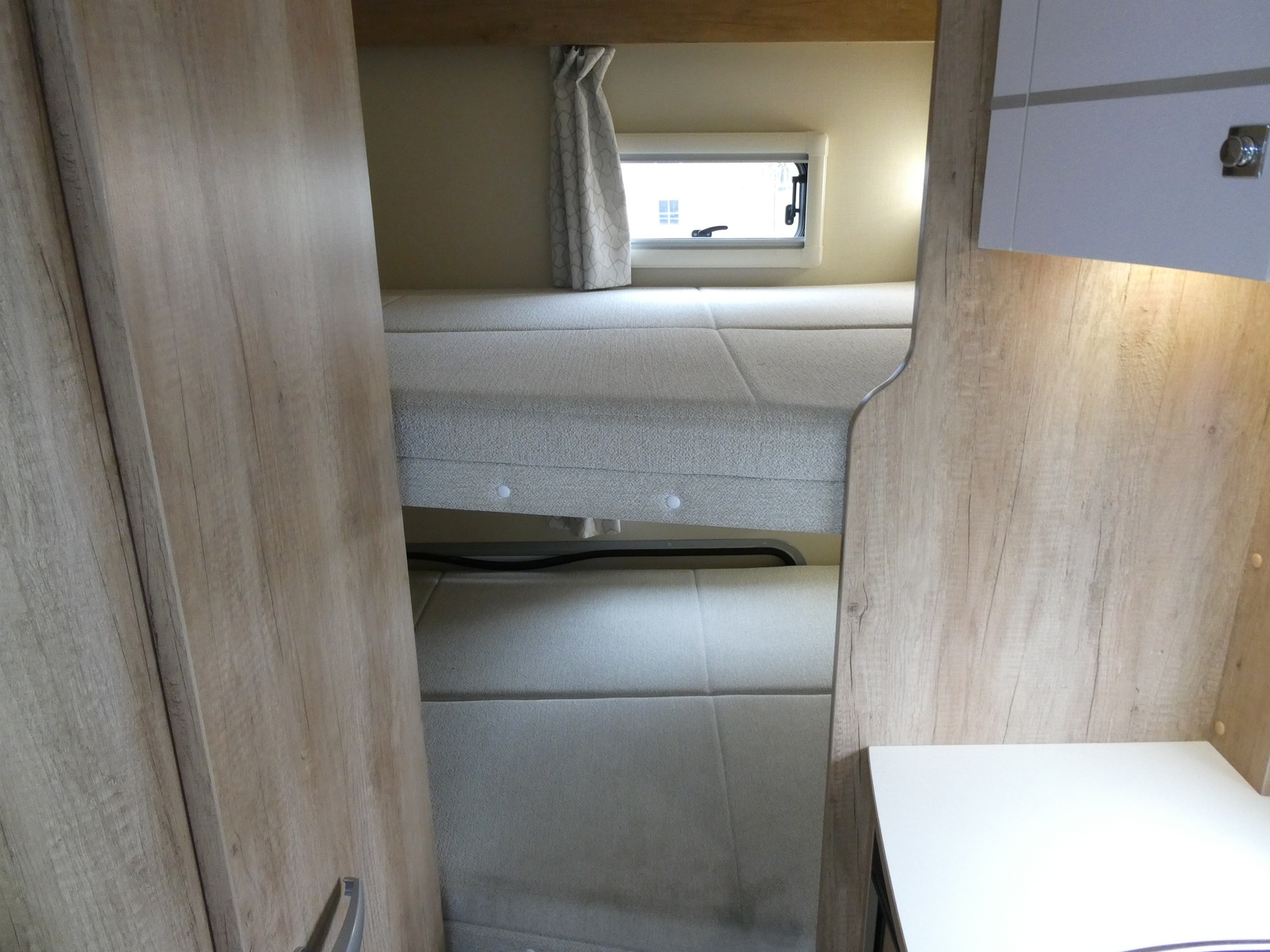 キャンピングカー キャブコン ﾅｯﾂRV　ｸﾚｱ5.3W　ﾊｲﾊﾟｰｴﾎﾞ3　ｸﾚｻﾅ