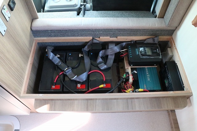 キャンピングカー キャブコン ｶﾑﾛｰﾄﾞ ｷｬﾝﾊﾟｰ厚木 ﾊﾟﾋﾟｰ480 4WD