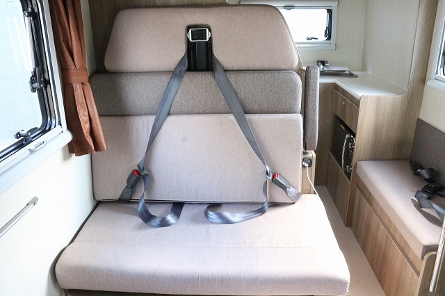 キャンピングカー キャブコン ｶﾑﾛｰﾄﾞ ｷｬﾝﾊﾟｰ厚木 ﾊﾟﾋﾟｰ480 4WD