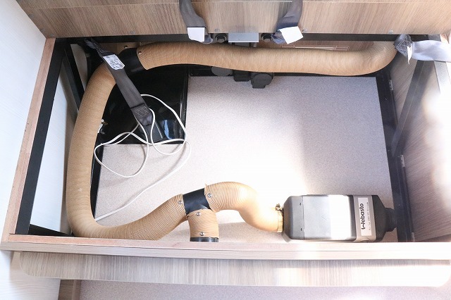 キャンピングカー キャブコン ｶﾑﾛｰﾄﾞ ｷｬﾝﾊﾟｰ厚木 ﾊﾟﾋﾟｰ480 4WD