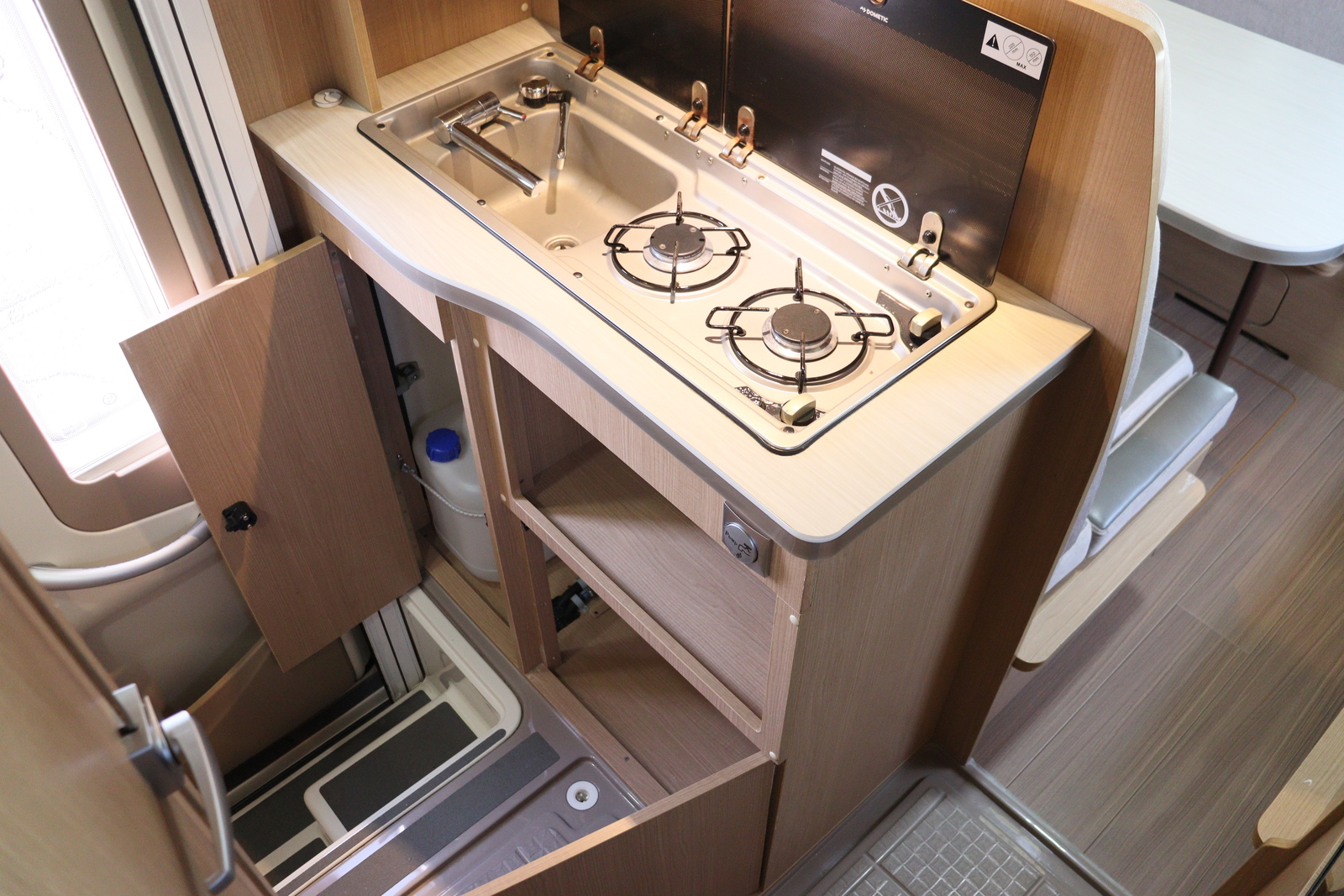 キャンピングカー キャブコン ｶﾑﾛｰﾄﾞ ﾊﾞﾝﾃｯｸ ｺﾙﾄﾞﾘｰﾌﾞｽ