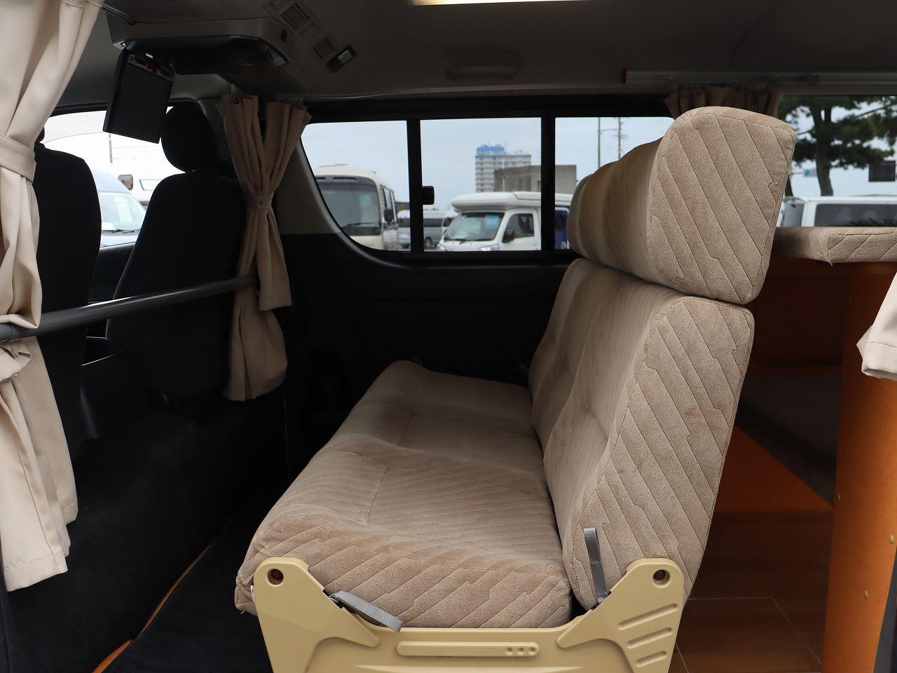 キャンピングカー バンコン ﾊｲｴｰｽ ﾊﾞﾝﾃｯｸ新潟 ﾊﾞﾝﾚﾎﾞVR470