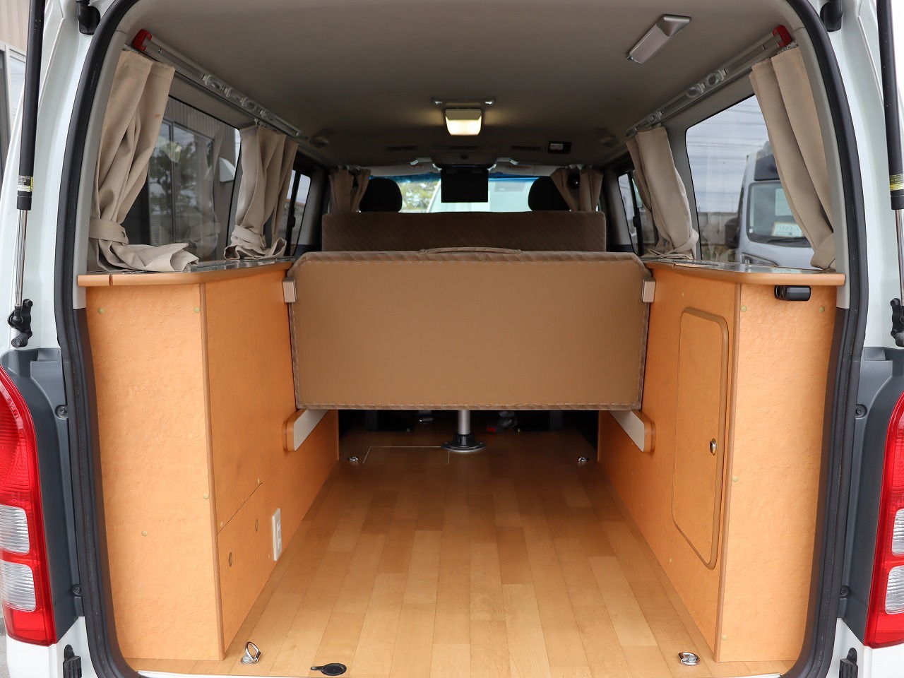 キャンピングカー バンコン ﾊｲｴｰｽ ﾊﾞﾝﾃｯｸ新潟 ﾊﾞﾝﾚﾎﾞVR470