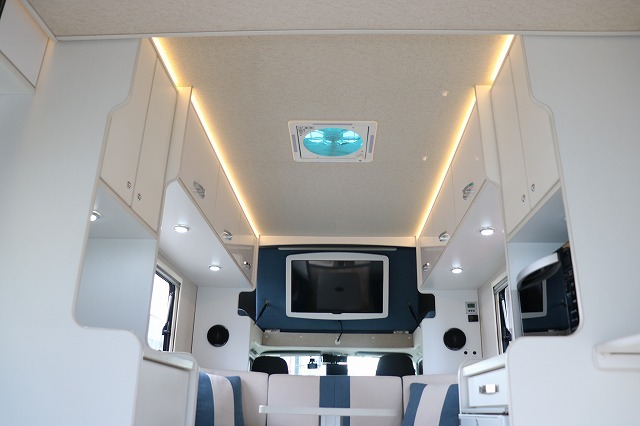 キャンピングカー キャブコン ｶﾑﾛｰﾄﾞ ﾀﾞｲﾚｸﾄｶｰｽﾞ 江の島 4WD